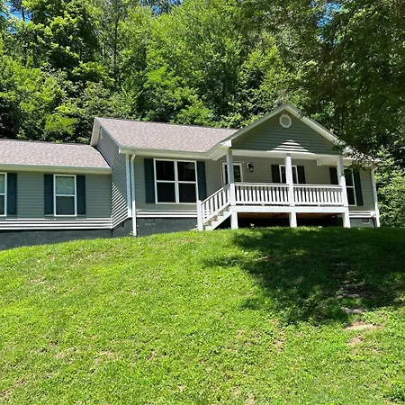 Deer Ridge Retreat Villa